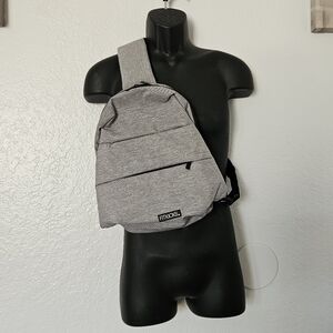FITKICKS LATITUDE SLING BACKPACK
